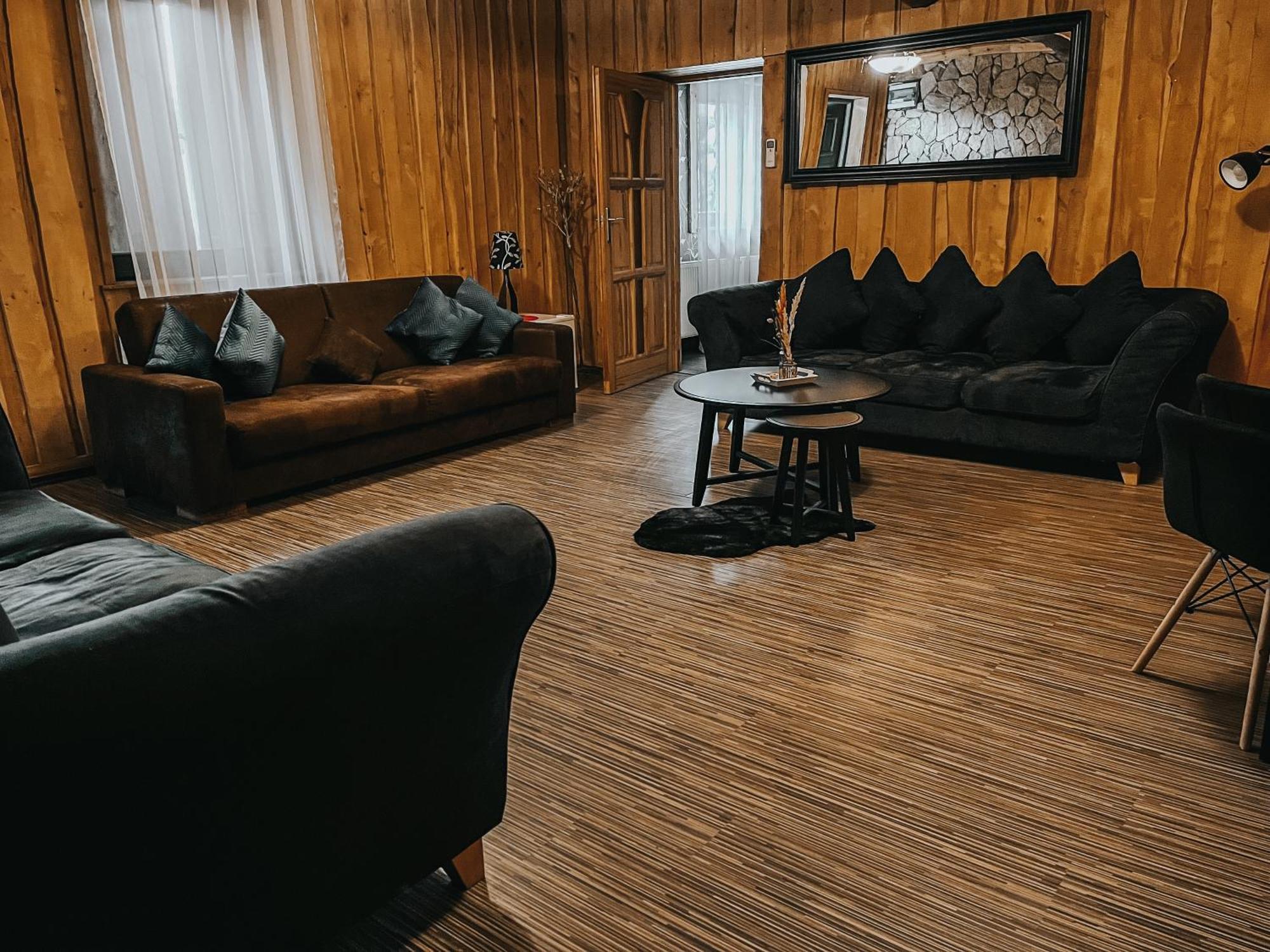 Hotel Karczma Michelle à Jankowice  Extérieur photo