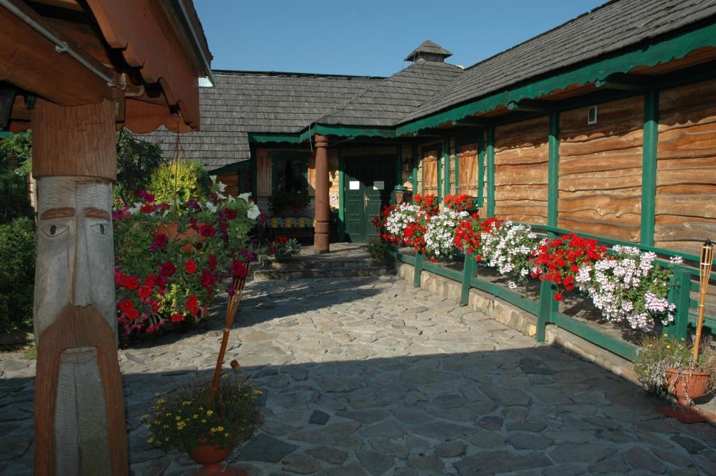 Hotel Karczma Michelle à Jankowice  Extérieur photo
